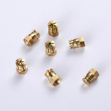 �A����Û�~��ĸ �Ҿ��������һ�B�Ӿo�̼�������Û�A���~��ĸ