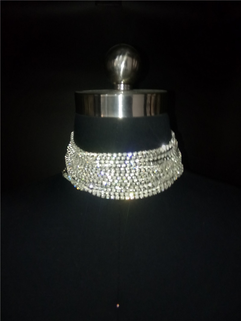 Luxe meerlaagse halsketting uit Europa en Amerika, schitterende diamanten choker, prachtige sleutelbeenketting met strass-steentjes_voghion.com