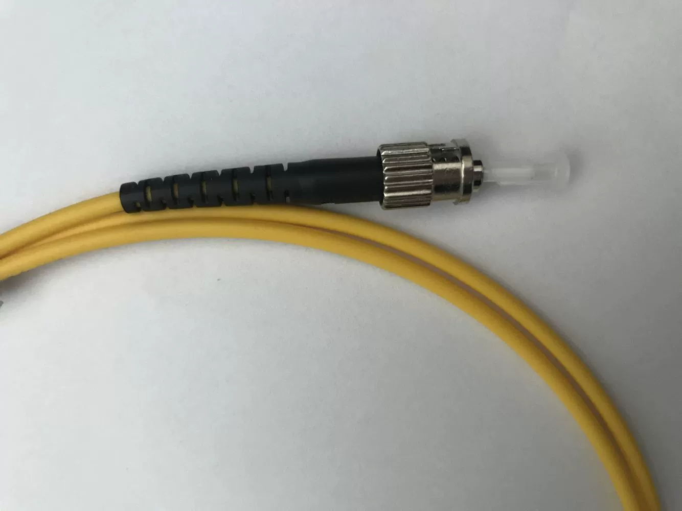 Одномодовый косичка ST, качество носителя 1 м