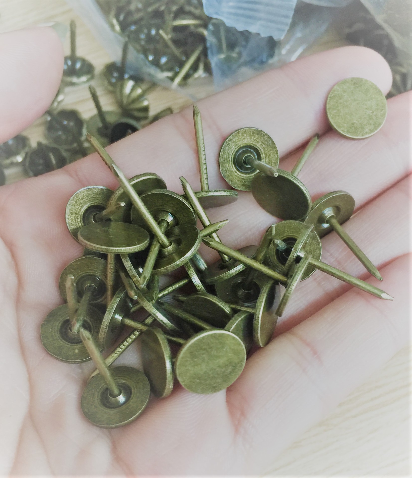 11MM直径钉炮钉复古光面花纹泡钉铁皮水桶钉装饰沙发软包泡钉外贸-阿里巴巴