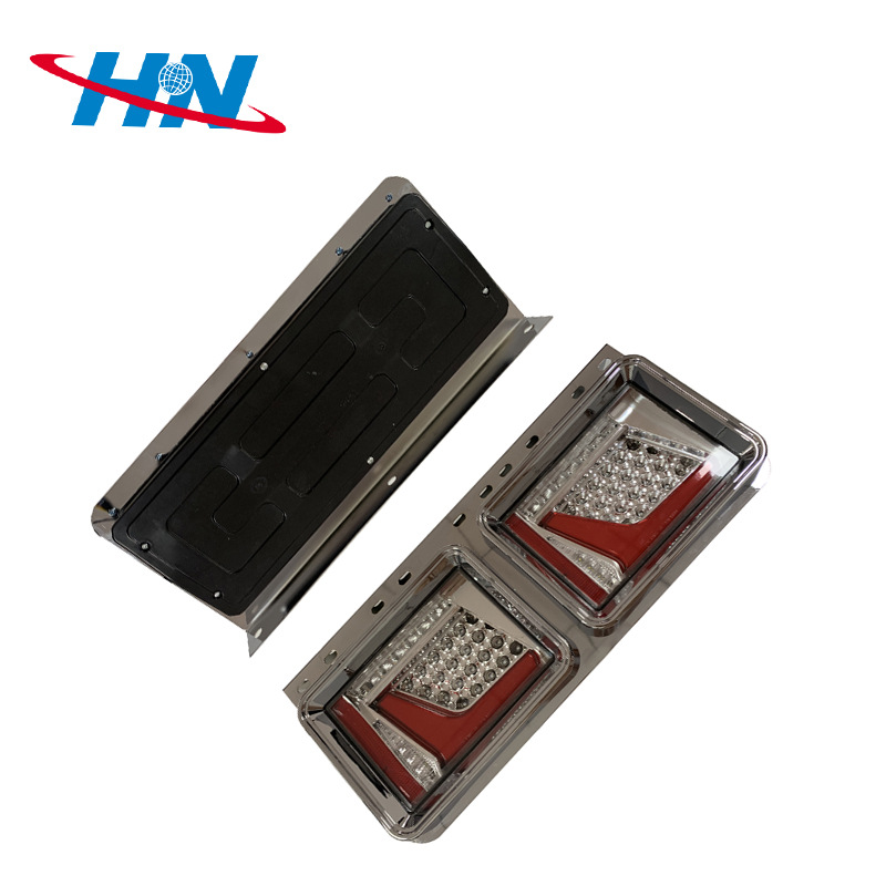 Marco de hierro en forma de pistola dos luz trasera cuadrada adecuada para camión japonés camión remolque luz trasera luz lateral japonesa