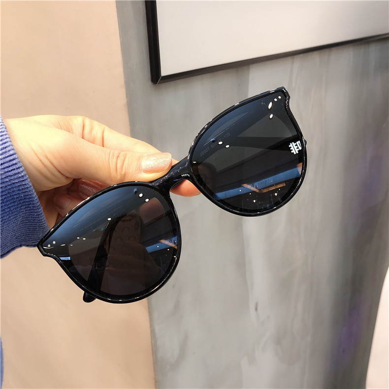 2023 New Korean Style gm Sunglasses Women Street Photograph Fashion Round Frame Anti-UV Polarizer Black Sunglasses