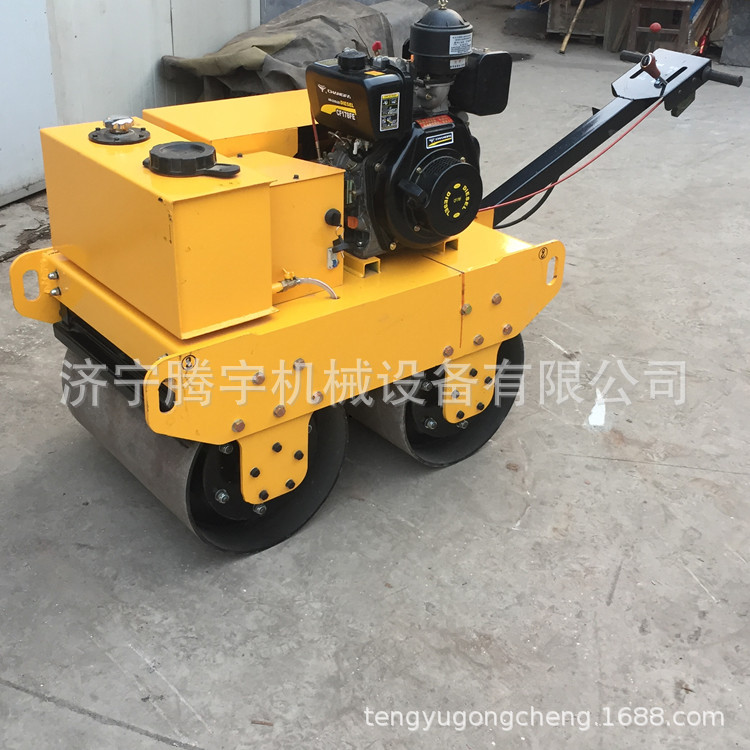 厂家供应手扶式柴油压路机价格 双钢轮柴油压路机价格高效重型