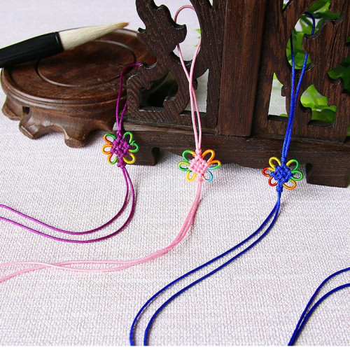 Wholesale Chinese knot small number, nylon No. 72 thread six-ear colorful knot, Chinese knot small pendant, 20 pieces in a bundle