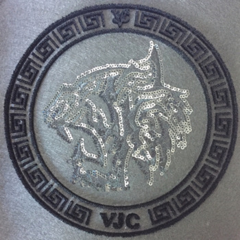 2021时尚新品牙刷绣加工厂深圳龙岗服装手袋电脑绣花章仔特种绣