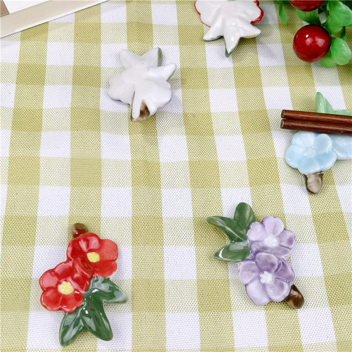 Ceramic creative plum blossom small ornaments study pen holder home personalized restaurant chopstick holder chopstick holder cute chopstick pillow