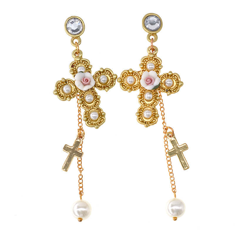 Exaggerated Golden Cross Earrings Vintage Long Baroque Earrings display picture 2