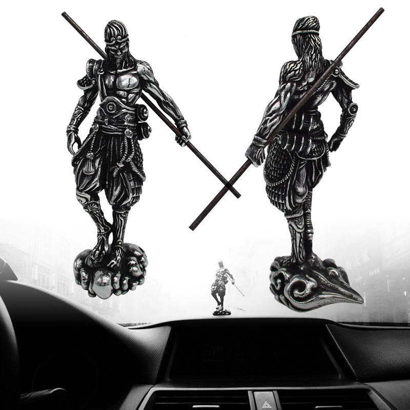 齐天大圣猴子孙悟空汽车钛钢摆件 至尊宝抖音车内高档挂件不锈钢|ru