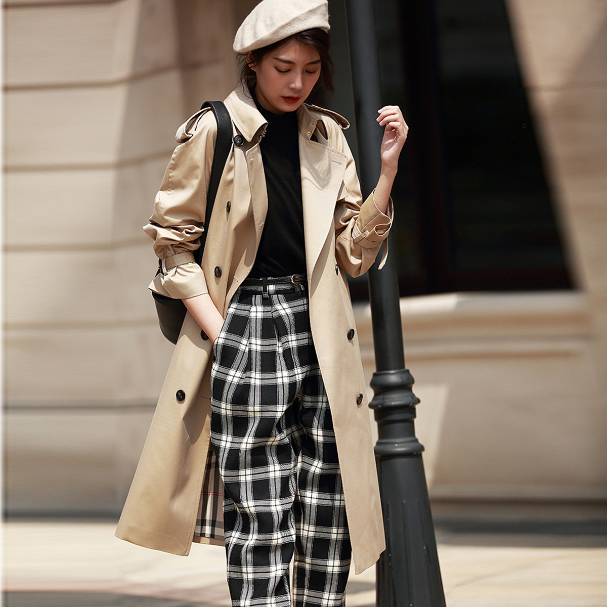 [Chengyuhong] 2018 new pattern Double-breasted have more cash than can be accounted for British style ventilation waterproof Windbreaker 2057