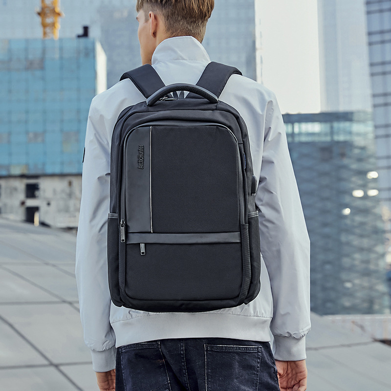 新款双肩包男 商务笔记本电脑包 usb双肩背包防水旅行男士双肩包