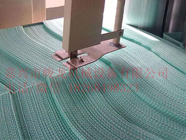 纸腹膜压花印刷牙科垫折叠机 一次性口腔垫巾围巾围兜巾折叠机