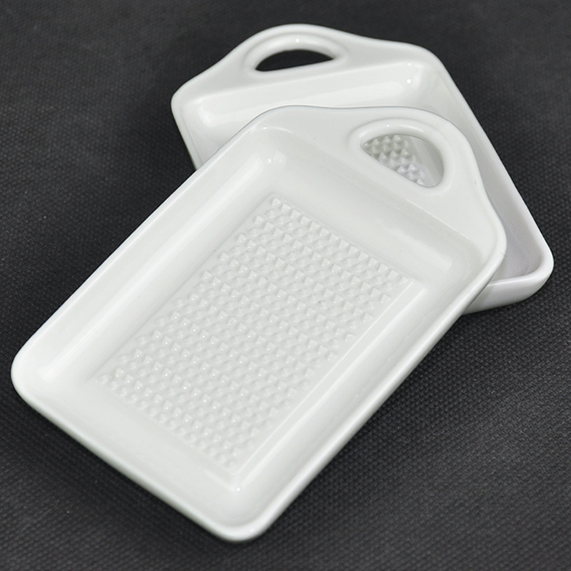 ins Nordic manual Ginger Grinder solid color Garlic Ginger Grinder radish grinder Kitchen restaurant ceramic grinder