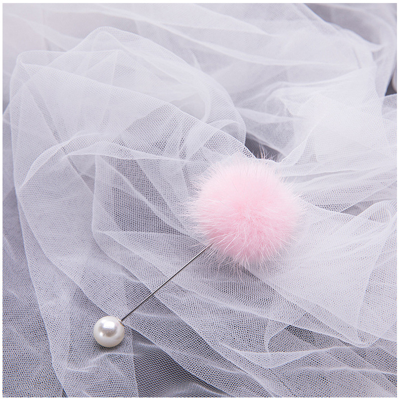 Spilla in vera pelliccia di visone con perla per abiti donna_voghion.com