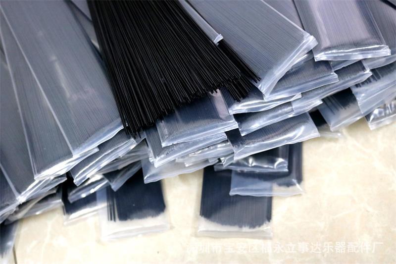 尤克里里黑色琴弦