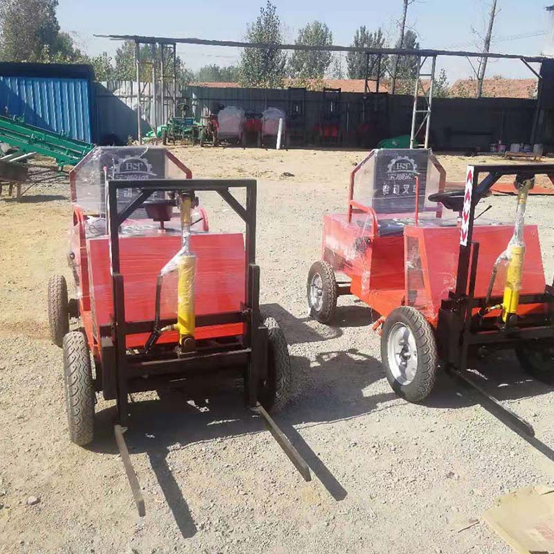 厂家供应 座驾四轮式电动升高叉车 小型电动叉车 四轮电动叉车