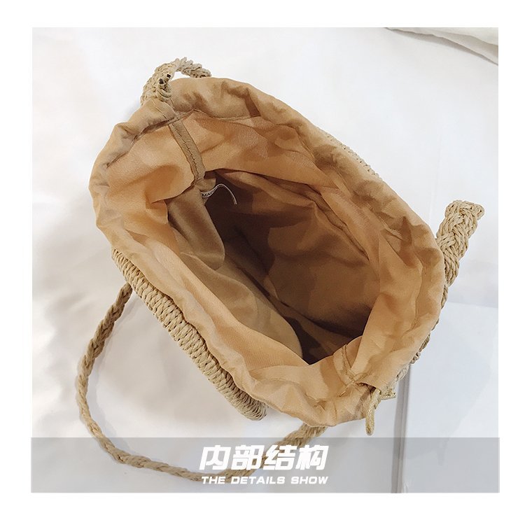 Straw Bag Portable Retro Vacation Woven Bag Seaside Beach Mini Beach Bag Women display picture 2