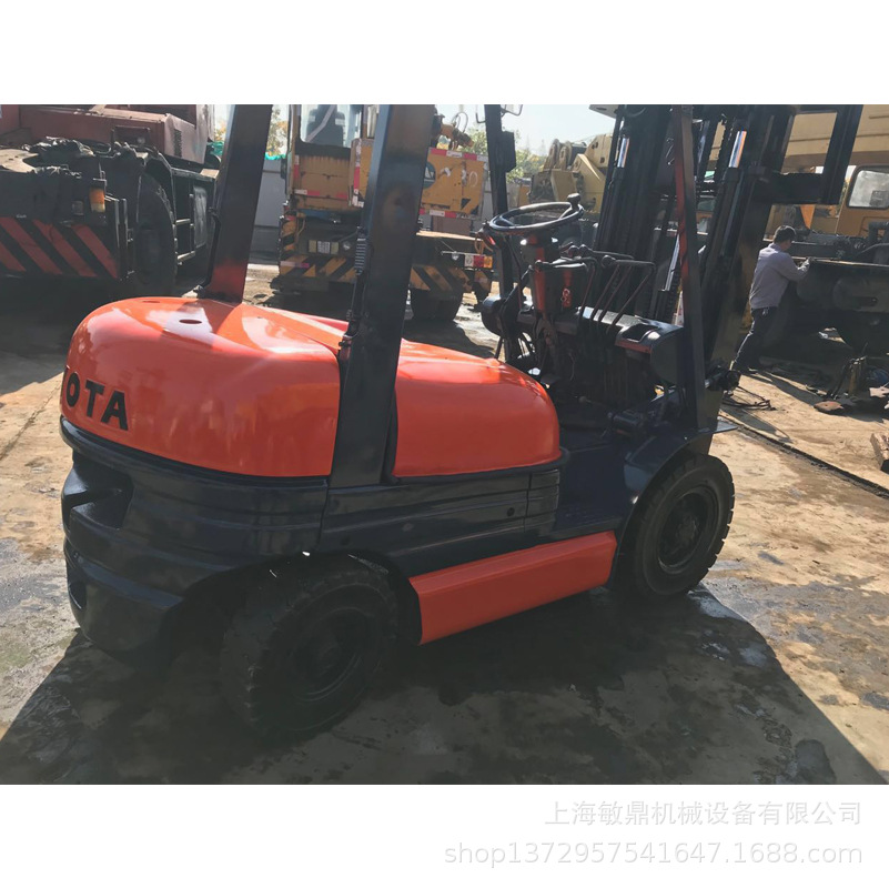 丰田叉车3.jpg