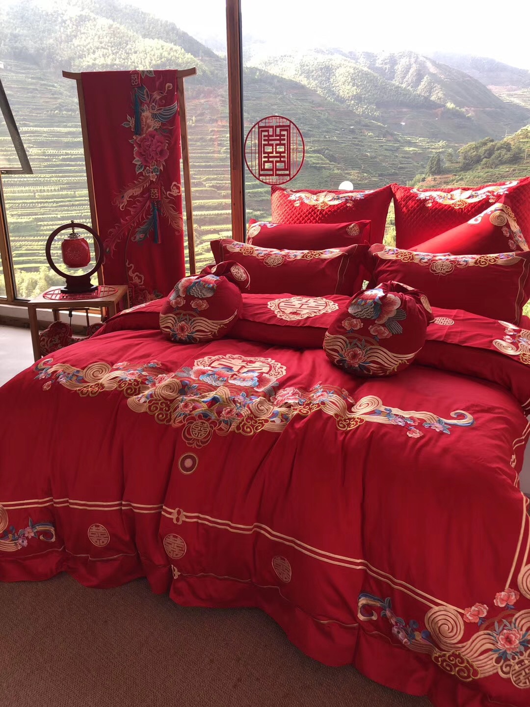 中式婚庆大红色全棉刺绣花床上用品鸳鸯喜被结婚四件套纯棉多件套-阿里巴巴