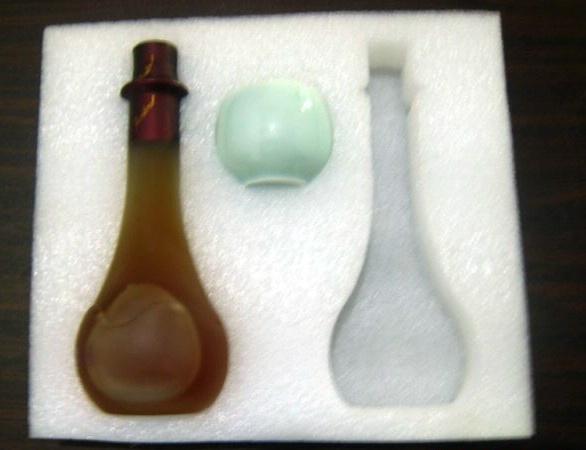 义乌珍珠棉工厂 玻璃易碎品定位珍珠棉包装 玻璃酒瓶物流防摔包装