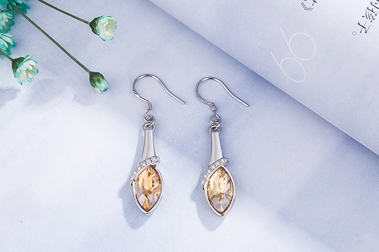 Korean Version Of Angel Tears Long Copper Earrings display picture 4