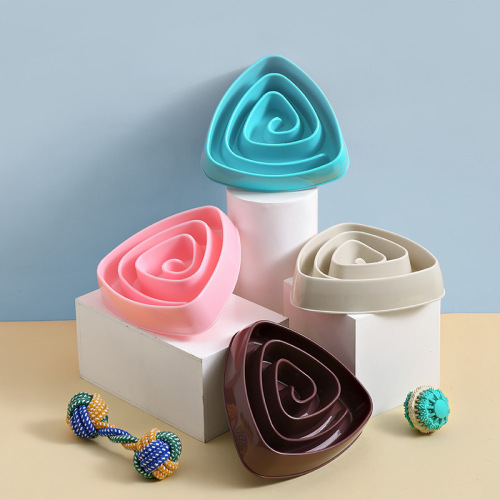 Aspet Zhipeng Triangular Pet Plastic Anti-Choking Bowl Anti-Slip Slow Feeding Bowl Dog Food Bowl Drinking Food Tray