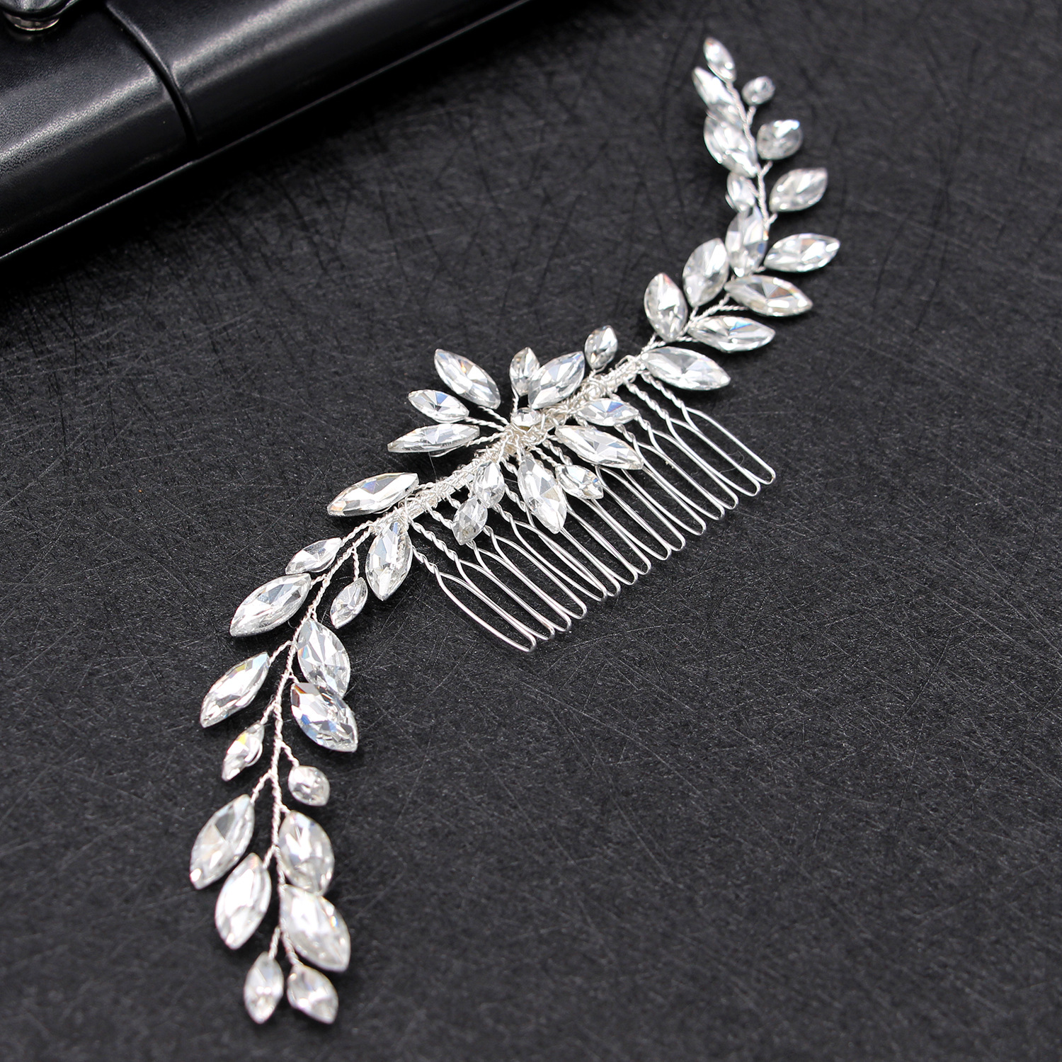 1 Piece Quantity Wedding Occasion Glam Bridal Shiny Geometric Metal Rhinestone Insert Comb