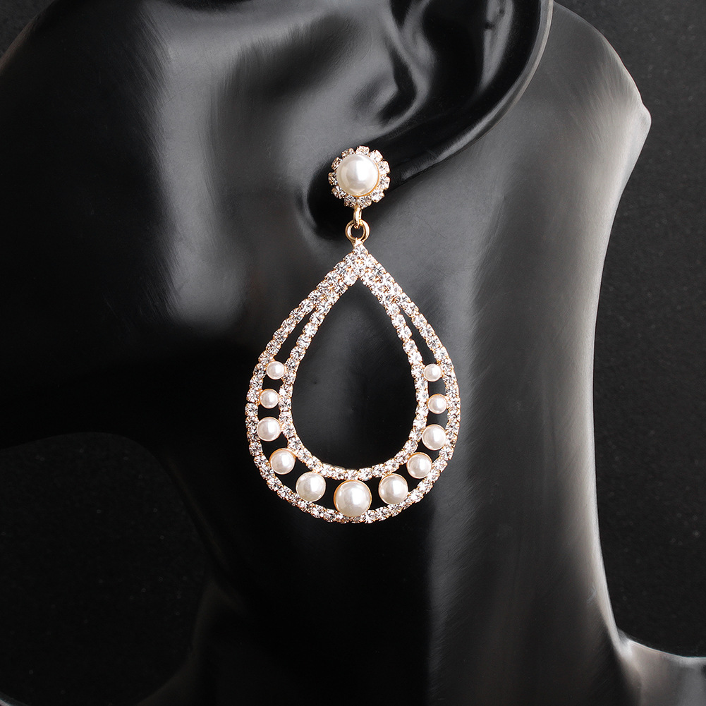 New Fashion Bohemian Style Pearl Diamond Big Circle Alloy Earrings display picture 7