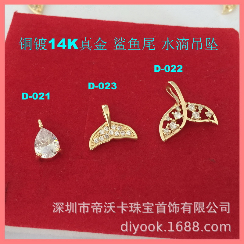 Copper pendant drop-shaped with zircon