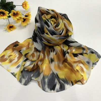 韓版時尚秋季新品巴厘紗絲巾女 百搭防曬披肩春夏印花舒適絲巾