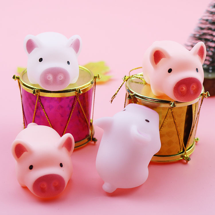 originality Year of the Pig new pattern Cartoon Pink Piggy Toys The whole person Le tweak Decompression Vent Wholesale gift