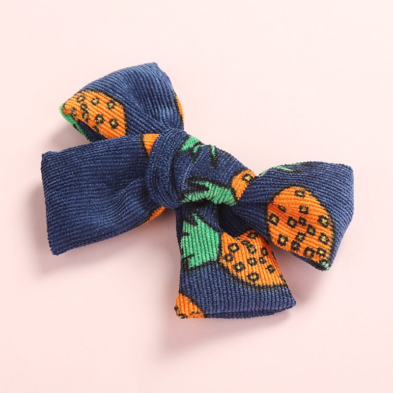 Printed Corduroy Children's Bow Hair Clip 10.5*5.5 Cm Girls Fabric Hairpin display picture 4