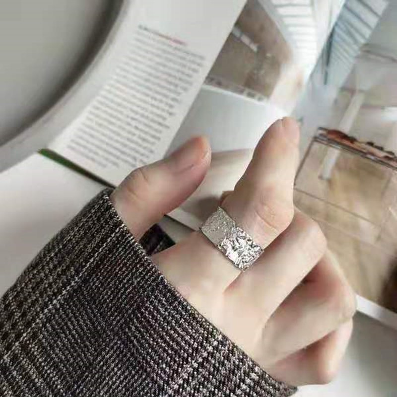 Irregular Corrugated Fold Ring