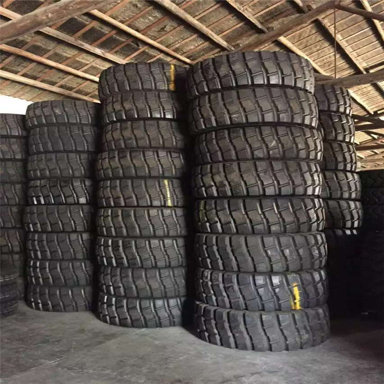 17.5R25 工程轮胎 23.5R25钢丝铲车轮胎 26.5R25钢丝工程机械轮胎