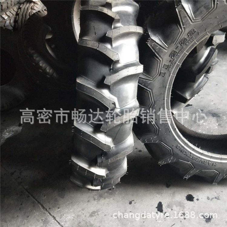 销售12.4-28人字花纹 农用拖拉机轮胎 农用机械轮胎