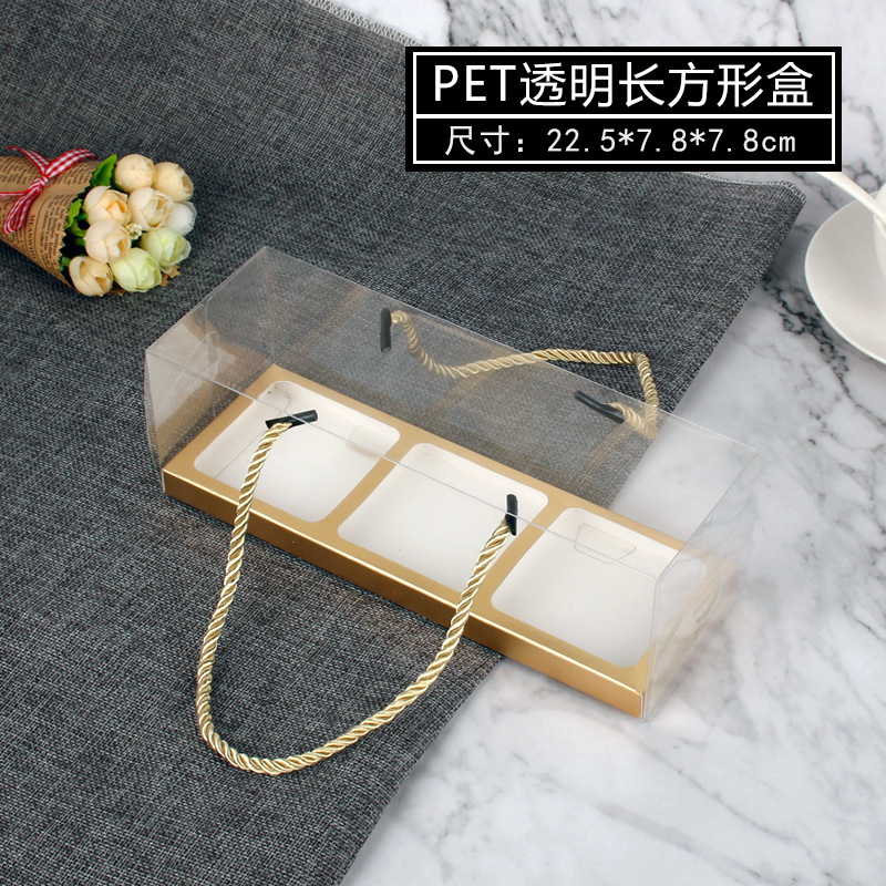 Tres cuadrados (oro)