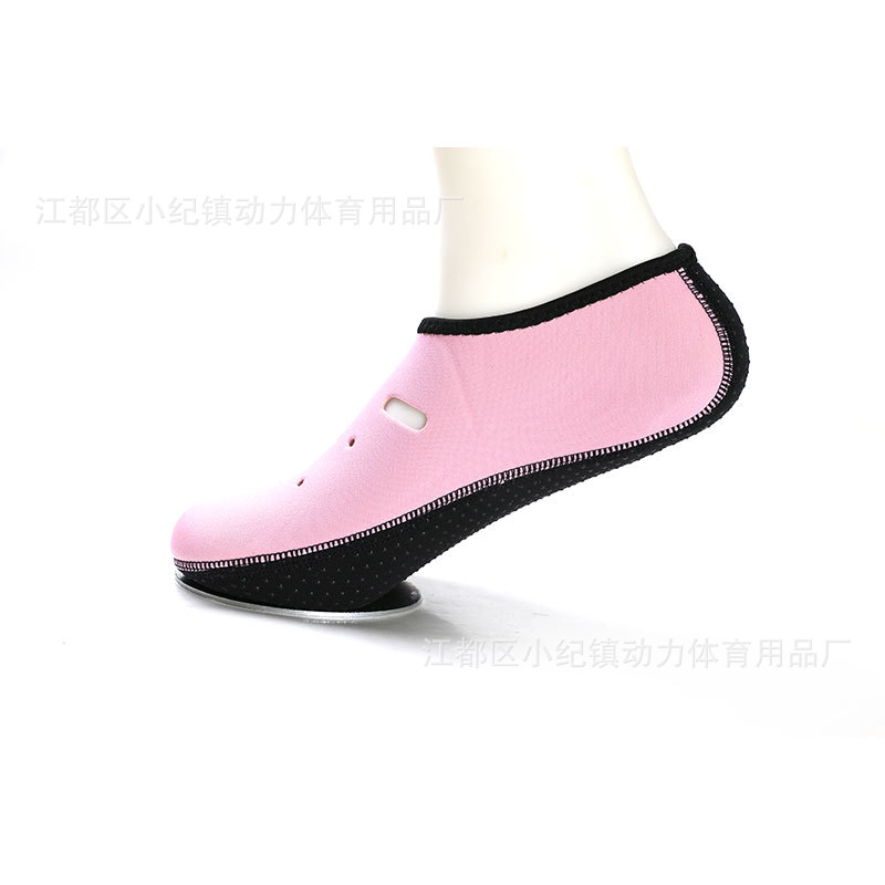 Comfortable non-slip 3mm swimming diving socks short socks breathable quick-drying diving swimming snorkeling beach socks wholesale