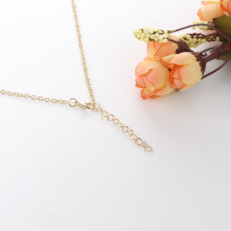 Fashion oil drop maple leaf clavicle chain two petal stitching love-shaped necklace for women