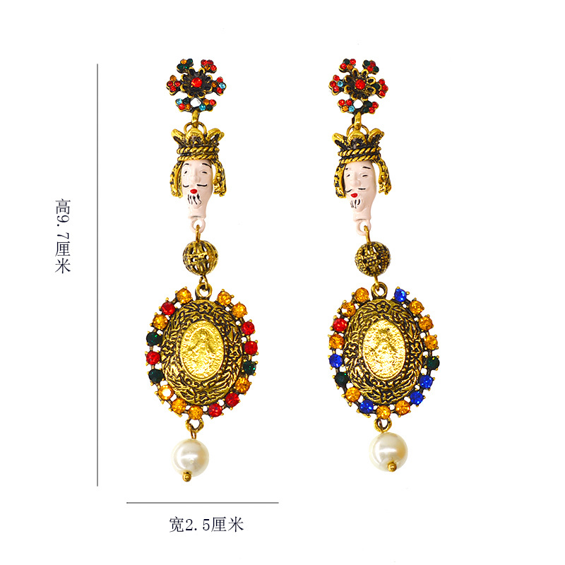 New Baroque Wind Doll Long Retro Fashion Head Earrings display picture 3