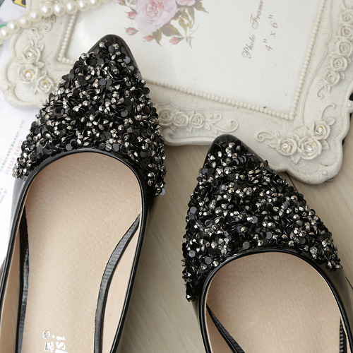 Korean style women's shoes, slim and fashionable 2024 autumn new pointed toe shallow mouth single shoes, sequined rhinestone flat shoes for women, large size