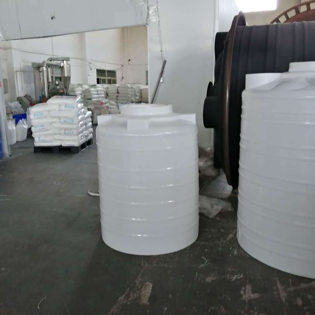 大量批发 耐摔塑料桶 3吨工程塑料水塔 浓盐酸塑胶容器