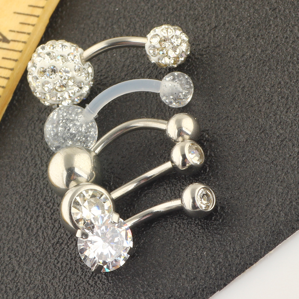 16G labret stud size and finish detail