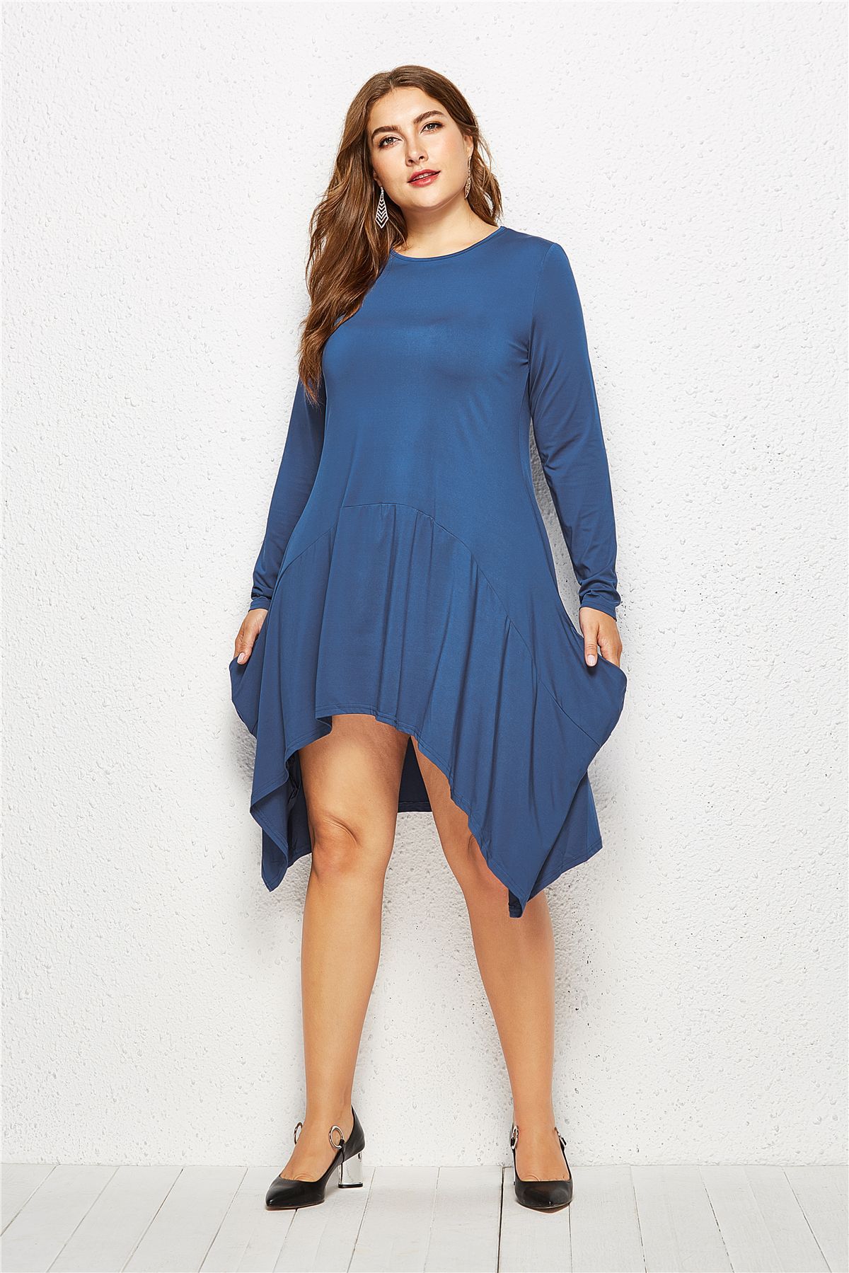 solid color round neck long sleeve pocket dress NSLM33260