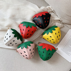 Children's Crossbody Bag Korean Version 2020 Cute Strawberry Toddler Baby Mini Coin Purse Girls Shoulder Accessories Small Bag