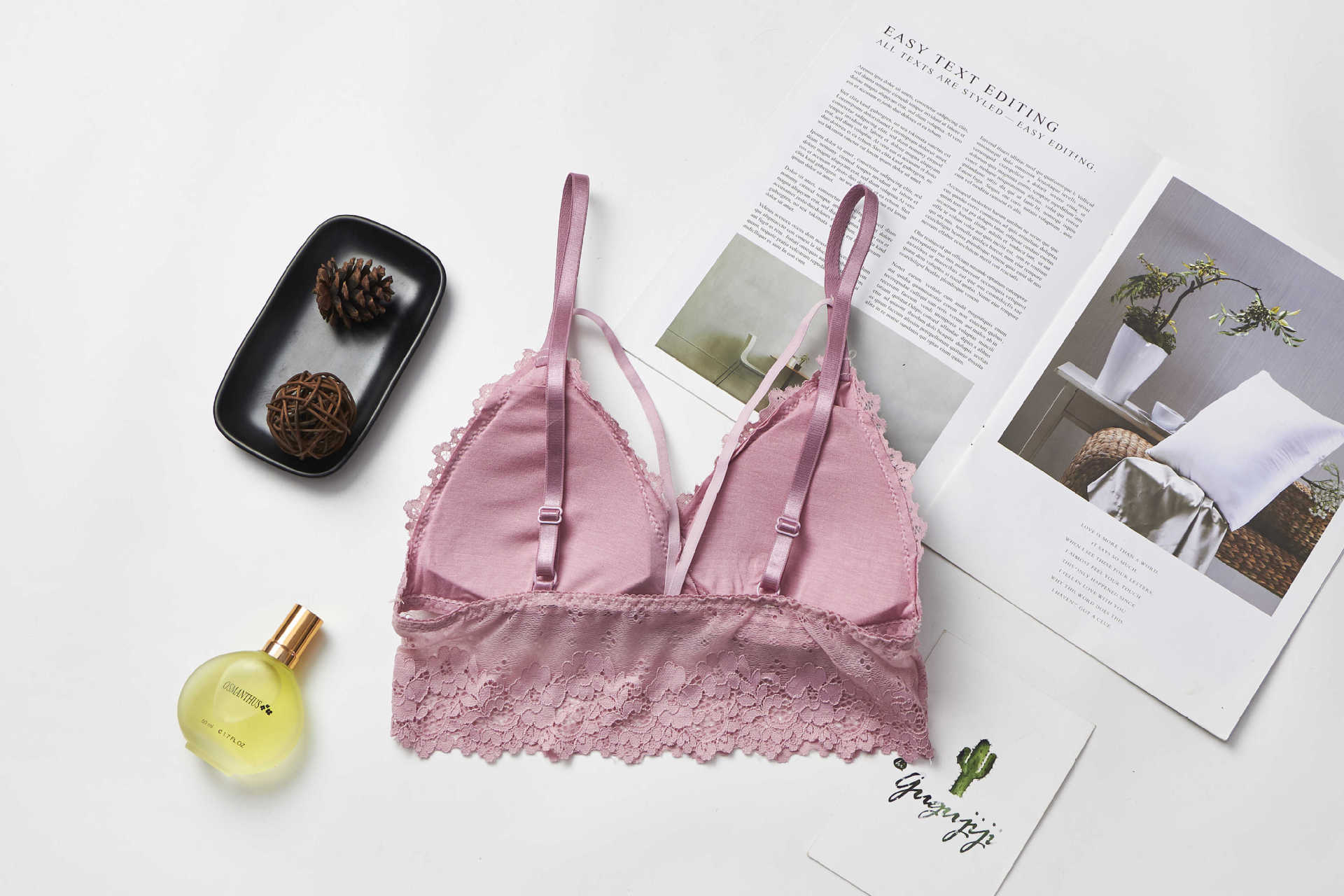 Versatile Strapless Style