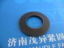 �L���S�иߜط��m�A�o�õ��͏���UNI8737