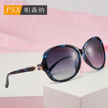 优雅四叶草女士偏光太阳镜圆形PC大框330太阳眼镜女跨境墨镜批发