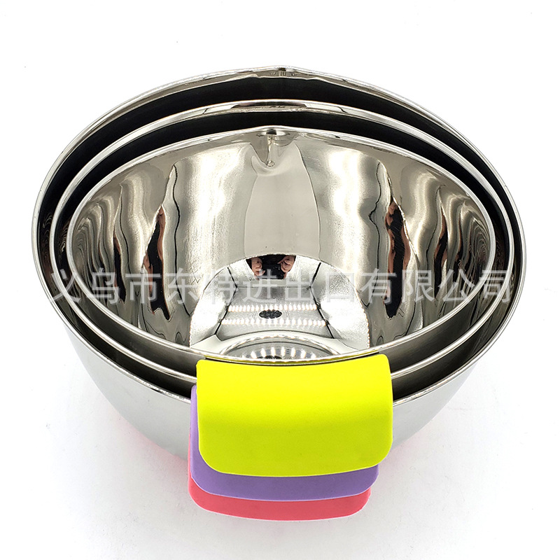 Factory direct sales stainless steel salad basin, high-quality stainless steel silicone handle basin, salad bowl with scale, anti-slip baking detail image 4