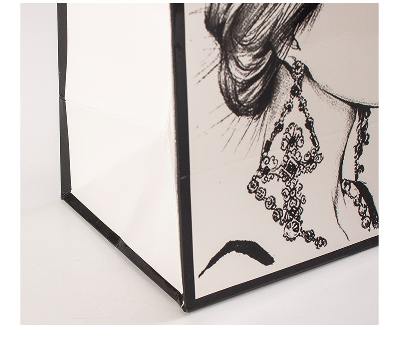 通用精美彩色印刷环保购物白卡纸服装手提袋定制可印二维码logo