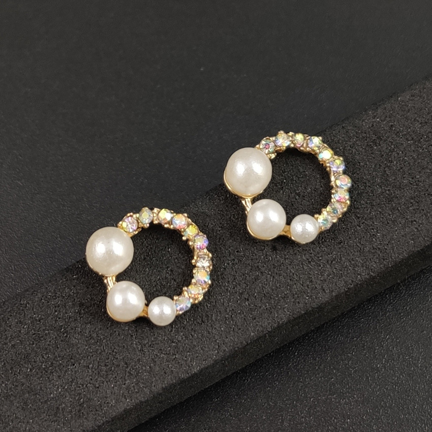 韩国代购新款精致珍珠耳钉女几何圆形小巧百搭锆石耳环纯银耳饰品