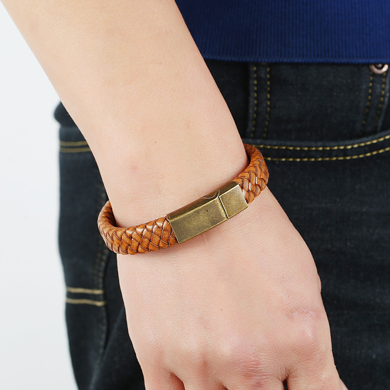 Stainless steel leather bracelet vintage woven menu0027s jewelry imitation cowhide bracelet titanium